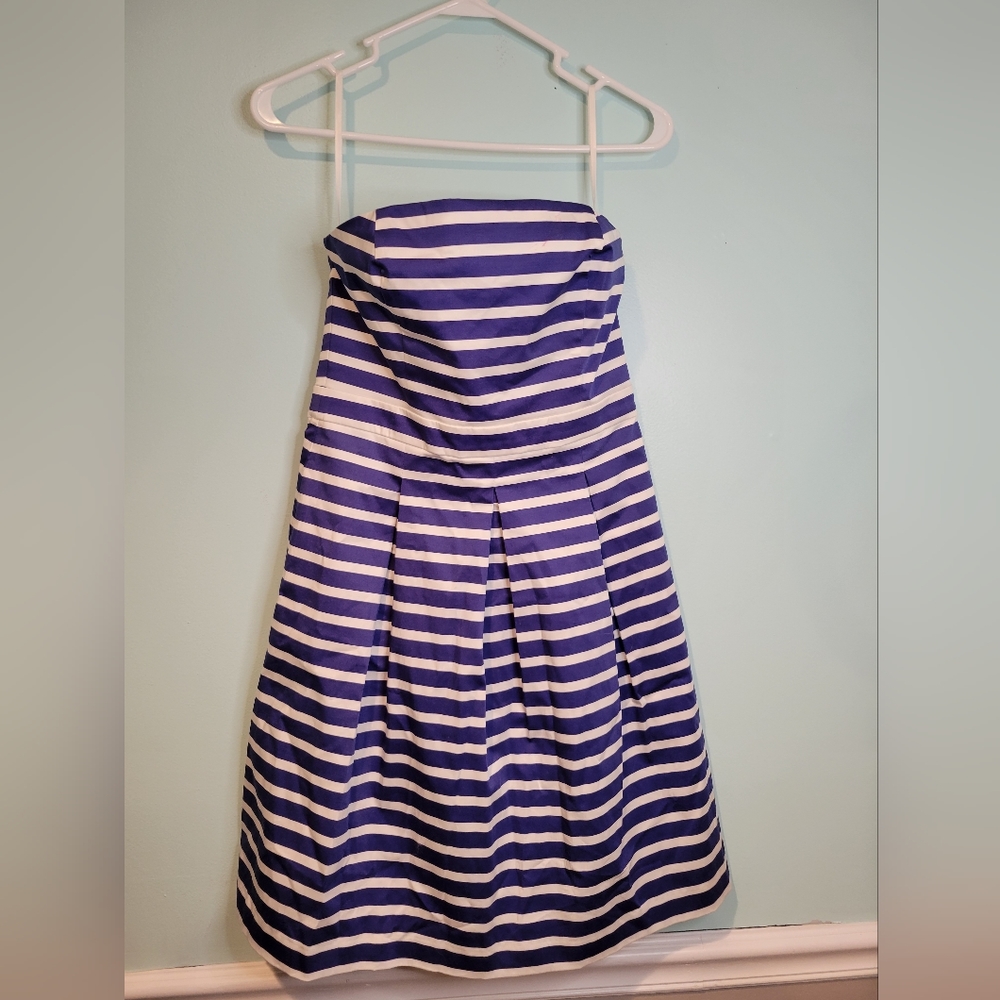 Gap NWT Dress SIZE 8 Strapless